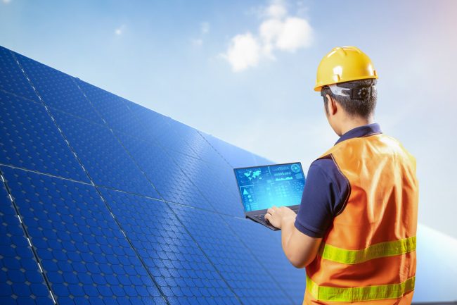 solar-panel-station Solarna stanica